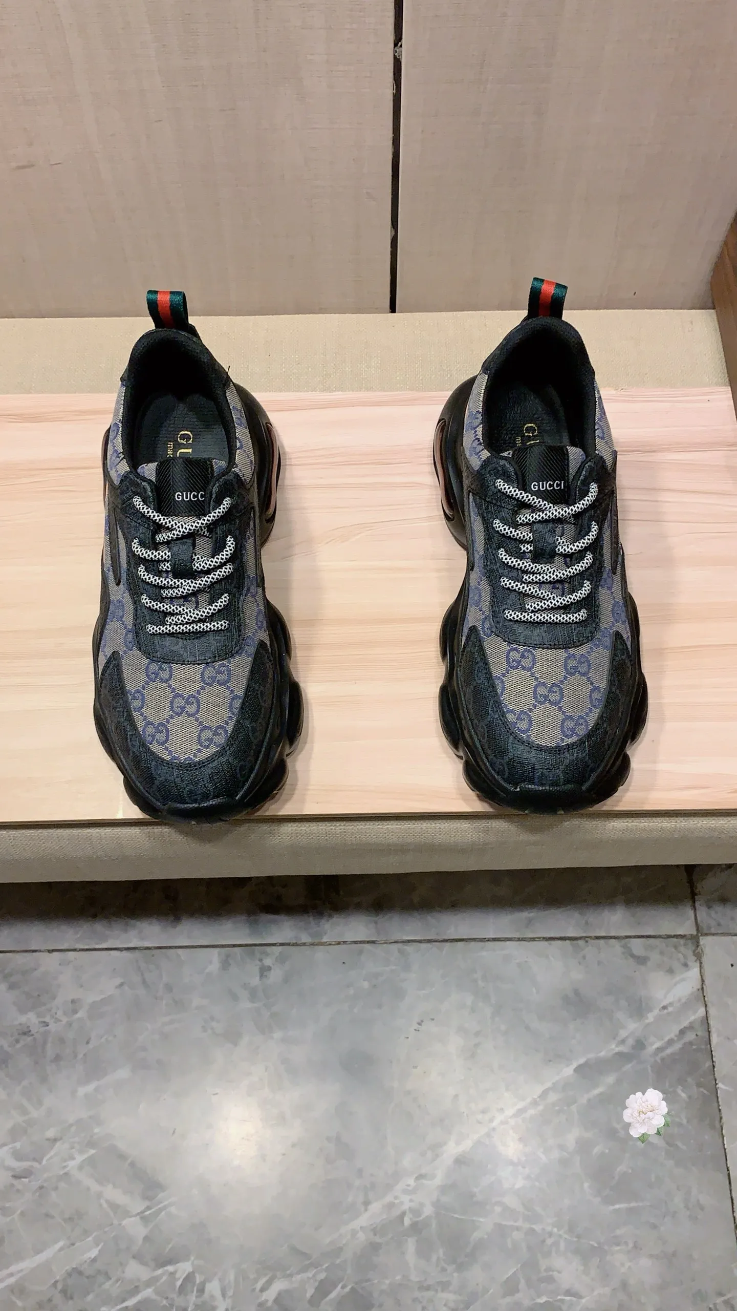 Men's men's shoes💰460💰💰🎩🎩[Lightning][Lightning] "Gucci*" latest • popular casual shoes, top brand [seduce] luxury ~ purchasing agency, top ~ quality. [Strong] The upper is made of imported breathable cowhide with material ➕ breathable sheepskin feet (•) and fine workmanship. The original stylish and stylish soft rubber wear-resistant and non-slip outsole is light and comfortable on the feet. The real thing looks better when photographed. 012: code: 38-44, 4️⃣ colors selected